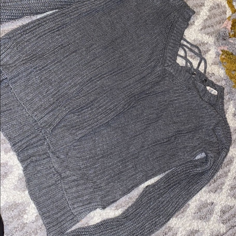 grey sweater